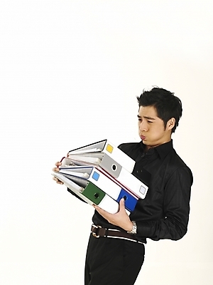 포토 JPG 스튜디오촬영 전신 직업 남자 포즈 와이셔츠 비즈니스 한명 누끼 사람 20대 성인 청춘 한국인 작업 직장인 사무원 비즈니스맨 작업실 문서 파일 업무과다 남자만 남자한명만 성인남자만 청년만 청년남자만 청년남자한명만 성인한명만 성인남자한명만 성인만 국내포토 1 컨셉 셔츠 실내 동양인 청년 업무 파일형식