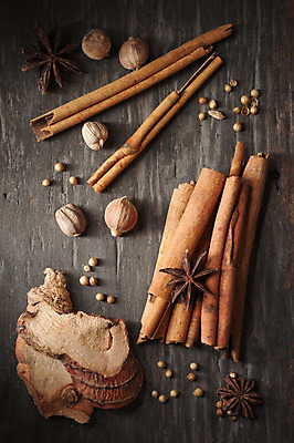 포토 JPG 해외이미지 음식 백그라운드 재료 탁자 건조 요리 사람없음 장식 갈색 주방 조미료 향신료 향 시나몬 해외202004 해외포토 컬러 가구 향미료 파일형식