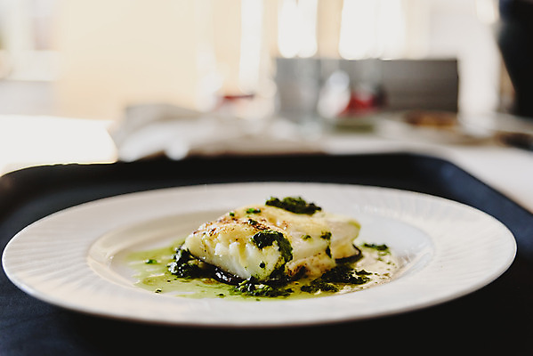 포토 JPG 해외이미지 접시 음식 조각 다이어트 치즈 파슬리 건강 어류 요리 사람없음 장식 파란색 식사 저녁식사 튀김 오븐 맛 그릴 굽기 먹기 레몬 허브 해산물 향신료 준비 매움 날것 향 로즈메리 내추럴 단백질 송어 정교 맛있는 해외202004 해외포토 식물 식기 컬러 컨셉 채소 과일 모션 주방용품 유제품 수중동물 가전제품 구이 영양소 향미료 파일형식