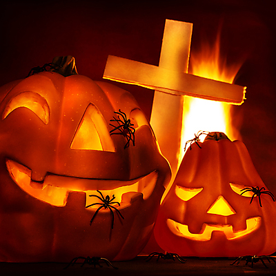 포토 JPG 해외이미지 전통 디자인 계절 음식 촛불 호박 불 불꽃 미소 웃음 사람없음 야외 장식 노란색 파티 어둠 할로윈 가을 등불 축하 유령 야간 신비 무서움 묘사 거미 10월 연소 호러 오싹 해외202004 해외포토 자연요소 감정 컬러 곤충 컨셉 채소 초 조명 표정 이벤트 날짜 공포 파일형식