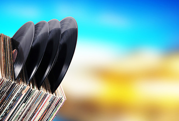 포토 JPG 해외이미지 접시 음악 사람없음 소리 수확 디스크 앨범 DJ 디스코 스테레오 비닐 해외202004 해외포토 식기 농업 재질 문화예술 춤 질병 파일형식