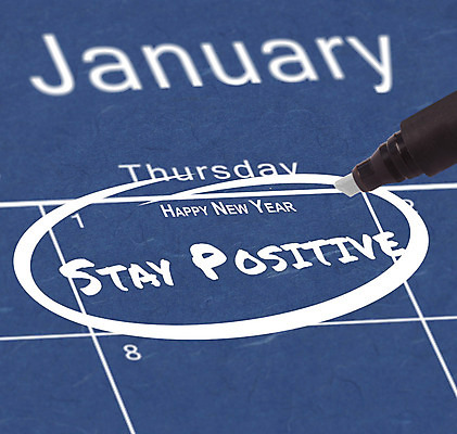 포토 JPG 해외이미지 종이 텍스트 표시 문구용품 잉크 사람없음 빨간색 파란색 펜 검은색 달력 기록 원형 날짜 그림 페이지 해피뉴이어 1월 월 해외202004 해외포토 도형 컬러 필기구 새해인사 오브젝트 파일형식