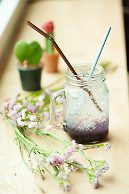 포토 JPG 해외이미지 전통 음료 백그라운드 과일 유리 휴식 건강 요리 사람없음 식당 얼음 카페 추위 신선 칵테일 바 액체 우아함 달콤 맛 혼합 갈증 상쾌 소다 핸드메이드 스타일 맛있는 해외202004 해외포토 자연요소 감정 컨셉 재질 주류 상점 파일형식