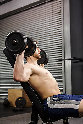 포토 JPG 해외이미지 서양인 외국인 백인 라이프스타일 웰빙 남자 벤치 근육 탈의 실내 건강 한명 앉기 20대 성인 운동복 운동 힘 헬스장 보디빌딩 보디빌더 체육관 근육질 심각 성인남자한명만 크로스핏 해외202004 해외포토 1 옷 컨셉 의자 모션 사람 인종 청년 내부 생활 헬스 몸매 남자한명만 성인남자만 파일형식