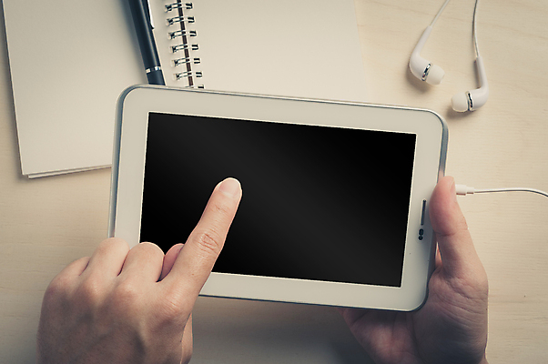 포토 JPG 해외이미지 라이프스타일 손 음악 백그라운드 인터넷 비즈니스 놀이 모바일 추상 사람없음 신체부위 스마트폰 터치패드 알약 디지털 스크린 헤드폰 듣기 터치 수확 네트워크 이메일 어플리케이션 연결 휴대용 왼쪽 스마트 와이파이 전자 창업 멀티미디어 전자상거래 소셜 소셜네트워크 처음 터치스크린 필터 스타일 셀룰러 효과 해외202004 해외포토 음향기기 컨셉 무늬 농업 모션 문화예술 사람 생활 핸드폰 스마트기기 약 방향 오브젝트 무선인터넷 자영업 파일형식