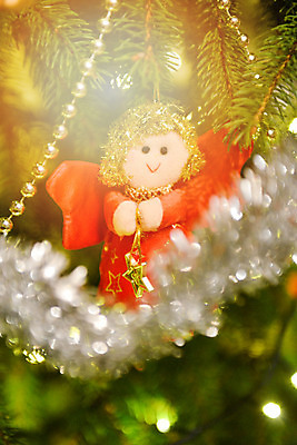 포토 JPG 해외이미지 나무 전통 디자인 계절 별 리본 백그라운드 크리스마스 겨울 일러스트 공 휴가 새로움 선물 미술 사람없음 장식 빨간색 초록색 빛 상자 산타클로스 파티 우주 축제 화환 장식볼 추위 흰색 축하 소나무 눈송이 황금 12월 연도 심볼 전나무 고립 노엘 엘리먼트 해외202004 해외포토 자연요소 식물 기념일 꽃 컬러 컨셉 문화예술 눈_날씨 이벤트 날짜 파일형식