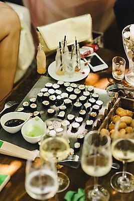 포토 JPG 해외이미지 접시 음식 결혼 채소 결혼식 휴가 치즈 건강 종류 육류 요리 이벤트 사람없음 야외 장식 세트 파티 요식업 식당 식사 샐러드 수확 시골 신선 바 맛 애피타이저 굽기 지중해 준비 햄 서빙 훈제 점심식사 뷔페 식품점 짠맛 스타일 맛있는 해외202004 해외포토 식기 산업 바다 컨셉 농업 식재료 유제품 상점 구이 파일형식