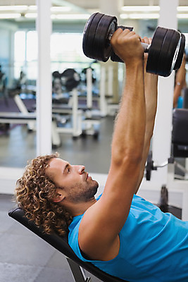 포토 JPG 해외이미지 서양인 외국인 백인 라이프스타일 웰빙 남자 무기 근육 실내 건강 한명 20대 성인 파란색 운동 힘 아령 헬스장 잡기 조끼 무게 체육관 근육질 이두근 성인남자한명만 크로스핏 해외202004 해외포토 1 컬러 모션 사람 인종 청년 내부 생활 헬스 외투 몸매 남자한명만 성인남자만 파일형식