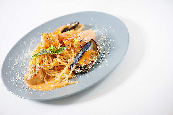 포토 JPG 해외이미지 전통 음식 백그라운드 재료 태국 치즈 새우 파스타 건강 스파게티 요리 사람없음 식당 식사 저녁식사 이탈리아 신선 고급 맛 지중해 허브 국수 매움 홍합 레시피 가리비 바질 점심식사 핸드메이드 맛있는 해외202004 해외포토 식물 유럽 아시아 바다 컨셉 조개 어패류 유제품 서양음식 갑각류 상점 면류 파일형식