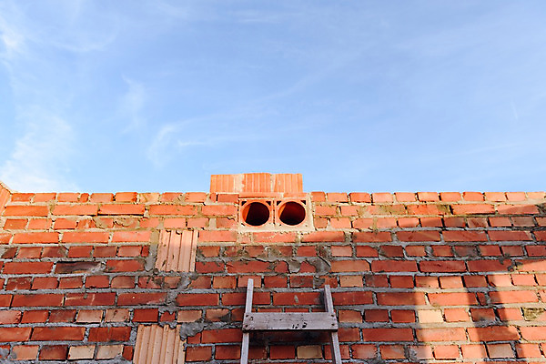 포토 JPG 해외이미지 외관 산업 벽 건축양식 창문 하늘 지붕 벽돌 새로움 바닥 주택 프레임 사람없음 야외 내부 목재 빨간색 블록 도구 업무 재산 널 땅 시골집 날것 시멘트 발판 고립 진짜 콘크리트 해외202004 해외포토 나무 건축 컬러 컨셉 재료 건물 금융 작업 파일형식