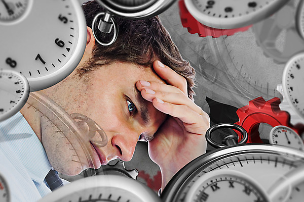 포토 JPG 해외이미지 백인 남자 산업 시계 백그라운드 셔츠 비즈니스 짧은머리 갈색머리 한명 성인 빨간색 30대 머리 기계 회색 시간 비즈니스맨 찡그림 톱니바퀴 두통 카운트다운 편두통 성인남자한명만 해외202004 해외포토 서양인 1 헤어스타일 컬러 상의 표정 사람 신체부위 장년 고통 직장인 질병 남자한명만 성인남자만 파일형식