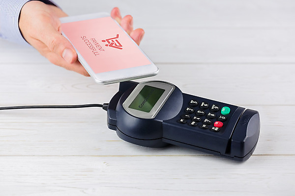 포토 JPG 해외이미지 손 돈 인터넷 일러스트 비즈니스 텍스트 통신 성공 미래 들기 신체부위 그래픽 금융 스마트폰 쇼핑 판매 상점 디지털 스크린 모니터 자료 카트 거래 정보 흰색 잡기 신용카드 어플리케이션 예측 전화기 심볼 심플 결제 온라인쇼핑 전자상거래 체크카드 해외202004 해외포토 컬러 컨셉 모션 사람 경제 핸드폰 스마트기기 컴퓨터 재산 온라인 파일형식