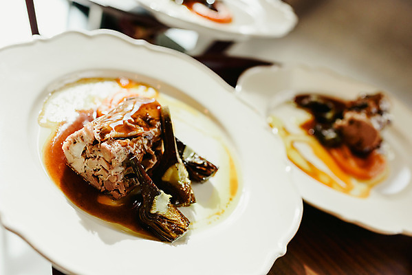 포토 JPG 해외이미지 그릇 식기 접시 손 음식 채소 탁자 쟁반 따뜻함 육류 어류 요리 이벤트 성인 사람없음 가로 세트 파티 금속 요식업 식당 식사 저녁식사 여러개 장비 흰색 축하 뜨거움 선택 은색 난방기 자르기 먹기 웨이터 서비스 준비 서빙 점심식사 뷔페 철강 많음 맛있는 해외202004 해외포토 직업 산업 컬러 가구 다수 컨셉 식재료 모션 재질 사람 신체부위 상점 수중동물 난방용품 파일형식