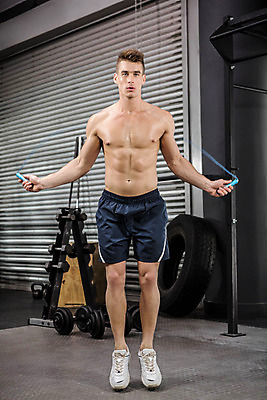 포토 JPG 해외이미지 서양인 외국인 백인 라이프스타일 웰빙 남자 근육 실내 건강 한명 20대 성인 운동복 운동 점프 힘 헬스장 보디빌딩 보디빌더 체육관 근육질 성인남자한명만 크로스핏 해외202004 해외포토 1 옷 모션 사람 인종 청년 내부 생활 헬스 몸매 남자한명만 성인남자만 파일형식