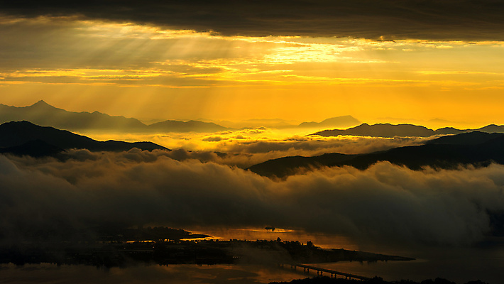 포토 JPG 해외이미지 구름 공원 여행 백그라운드 자연 벽지 하늘 아침 산 서울 한국 풍경 사람없음 야외 초록색 여름 파란색 빛 일출 환경 계곡 어둠 일몰 봄 새벽 하이킹 안개 가을 시골 숲 큼 언덕 북쪽 남쪽 넘어짐 뿌연 전국 절정 해외202004 해외포토 주간 자연요소 계절 공공시설 아시아 컬러 모션 레저 날씨 노을 크기 방향 생태계 파일형식