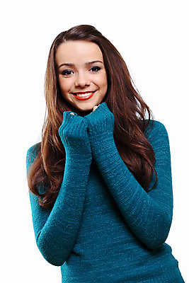 포토 JPG 해외이미지 백인 모델 옷 계절 여자 행복 백그라운드 겨울 따뜻함 한명 사람 성인 10대 유행 기쁨 흰색 스웨터 긍정 돌봄 해외202004 손모아장갑 해외포토 서양인 1 감정 컬러 장갑 컨셉 상의 모션 청소년 파일형식