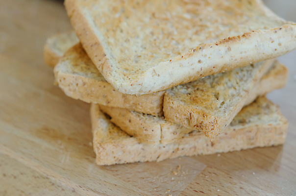 포토 JPG 해외이미지 전통 음식 빵 조각 요리 사람없음 갈색 식사 빵집 껍질 흰색 신선 맛 아침식사 굽기 만취 유기농 슬라이스 토스트 페스츄리 해외202004 해외포토 웰빙 컬러 컨셉 상점 구이 술취함 파일형식