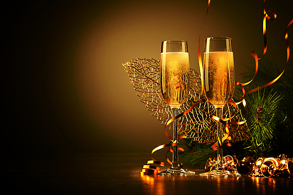 포토 JPG 해외이미지 디자인 기념일 행복 리본 음료 백그라운드 크리스마스 겨울 검은배경 새로움 기념 선물 사랑 사람없음 빛 상자 파티 축제 낭만 축하 알코올 샴페인 샴페인잔 해외202004 해외포토 계절 감정 컨셉 술잔 주류 이벤트 검은색 파일형식