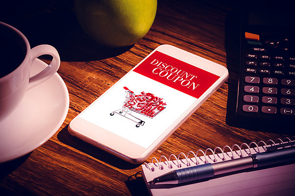 포토 JPG 해외이미지 탁자 사람없음 스마트폰 핸드폰 세일 사과 책상 쿠폰 온라인 해외202004 해외포토 가구 과일 전자제품 스마트기기 파일형식