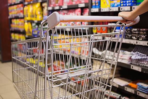 포토 JPG 해외이미지 라이프스타일 손 선반 사람 신체부위 쇼핑 카트 시장 밀기 고객 슈퍼마켓 식료품점 해외202004 해외포토 가구 모션 생활 상점 파일형식