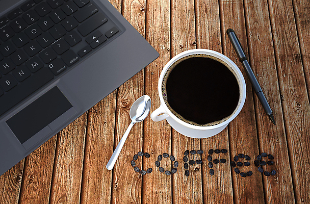 포토 JPG 해외이미지 디자인 커피 음료 음식 백그라운드 탁자 사람없음 컵 갈색 3D 검은색 카페 머그컵 흰색 뜨거움 낟알 심볼 카푸치노 에스프레소 카페인 해외202004 해외포토 식기 컬러 가구 상점 디지털합성 파일형식