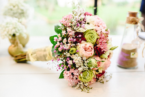 포토 JPG 해외이미지 식물 무료이미지 꽃 분홍색 꽃다발 결혼 백그라운드 결혼식 사랑 이벤트 사람없음 장미 축하 해외202004 해외포토 감정 컬러 컨셉 파일형식 무료콘텐츠