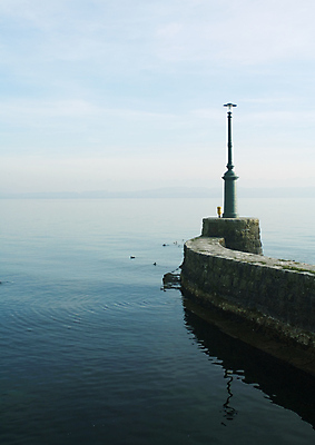 포토 JPG 해외이미지 나무 구름 계절 호수 바다 여행 백그라운드 자연 하늘 날씨 산 풍경 사람없음 야외 초록색 물 여름 파란색 빛 강 햇빛 태양 반사 일출 환경 맑음 침묵 일몰 바위 전원 연못 숲 장면 천국 내추럴 생태학 수평선 해외202004 해외포토 자연요소 식물 교육 컬러 노을 소리 돌_바위 전기에너지 생태계 파일형식