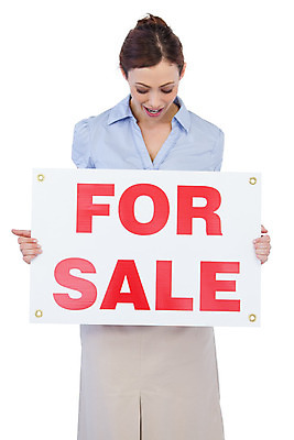 포토 JPG 해외이미지 백인 응시 여자 부동산 한명 미소 들기 성인 30대 메시지 재산 흰배경 부동산매매 분양 성인여자한명만 내려보기 해외202004 해외포토 서양인 1 시선 백그라운드 모션 표정 사람 장년 금융 흰색 여자한명만 성인여자만 파일형식