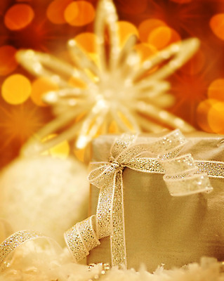 포토 JPG 해외이미지 계절 행복 리본 백그라운드 크리스마스 겨울 휴가 불꽃 전등 새로움 기념 선물 사람없음 장식 선물상자 빛 상자 파티 축제 희망 놀람 덮개 흰색 축하 인사 신용카드 눈송이 생일 화려 은색 12월 연도 오브젝트 활 보케 블러 해외202004 해외포토 기념일 감정 컬러 컨셉 불 조명 눈_날씨 표정 이벤트 금융 뚜껑 예절 날짜 파일형식