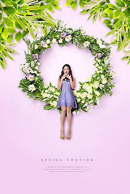 전신 PSD 편집이미지 여자 꽃 분홍색 잎 프레임 한명 사람 앉기 성인 화환 놀람 봄 한국인 풀 성인여자한명만 이미지편집 식물 1 계절 감정 컬러 모션 표정 동양인 여자한명만 성인여자만 파일형식
