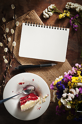 포토 JPG 해외이미지 디자인 종이 벽 백그라운드 비즈니스 텍스트 벽지 아이디어 직장 사람없음 목재 책 스터디 연필 펜 갈색 우주 케이크 다이어리 쪽지 공책 공백 카페 빵집 수확 시골 기록 오픈 그리기 닫기 잡지 문서 페이지 시트 패널 패드 조언 힙스터 해외202004 해외포토 나무 패션 컬러 컨셉 농업 회사 재료 모션 문구용품 학용품 디저트 간행물 학습 필기구 상점 사무용품 파일형식