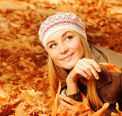 포토 JPG 해외이미지 백인 모델 모자 계절 공원 여자 행복 얼굴 잎 자연 휴식 한명 미소 사람 성인 야외 정원 기쁨 가을 잡기 숲 뒤뜰 땅바닥 성인여자한명만 해외202004 해외포토 서양인 식물 1 잡화 공공시설 감정 컨셉 모션 바닥 표정 신체부위 생태계 여자한명만 성인여자만 파일형식