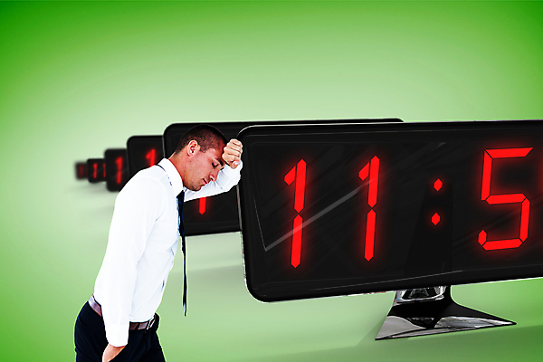 포토 JPG 해외이미지 백인 남자 시계 비즈니스 스트레스 한명 서기 20대 성인 컴퓨터그래픽 초록색 디지털 기댐 시간 비즈니스맨 좌절 불안 스마트 고민 흰배경 비네팅 마감 우울증 카운트다운 스타일 성인남자한명만 해외202004 해외포토 서양인 1 감정 컬러 백그라운드 컨셉 모션 촬영기법 사람 청년 그래픽 흰색 직장인 질병 남자한명만 성인남자만 파일형식