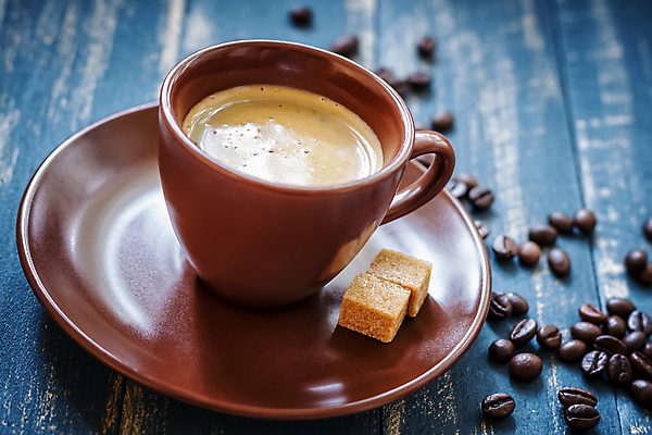 포토 JPG 해외이미지 커피 음료 음식 백그라운드 탁자 사람없음 컵 갈색 검은색 거품 카페 뜨거움 설탕 에스프레소 해외202004 해외포토 식기 컬러 가구 상점 파일형식