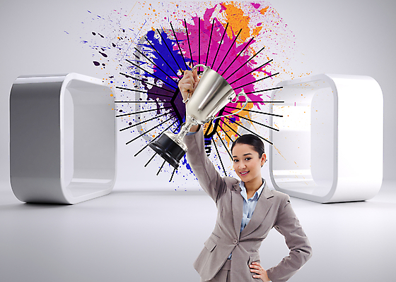 포토 JPG 해외이미지 여자 곡선 비즈니스 사업가 아이디어 한명 서기 20대 페인트 경쟁 잡기 우승 직장인 비즈니스우먼 자신감 매끈함 상패 트로피 승자 챔피언 성인여자한명만 해외202004 해외포토 직업 1 감정 선 컨셉 모션 사람 청년 최고 감각 상_우승 여자한명만 성인여자만 파일형식