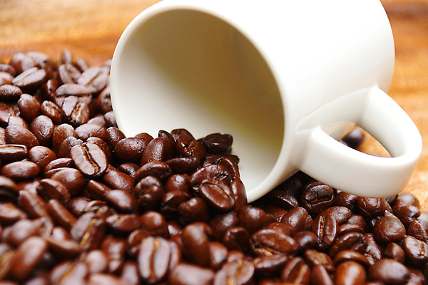 포토 JPG 해외이미지 무료이미지 커피 휴식 콩 사람없음 카페 원두 블랙커피 해외202004 해외포토 음료 컨셉 곡류 상점 파일형식 무료콘텐츠