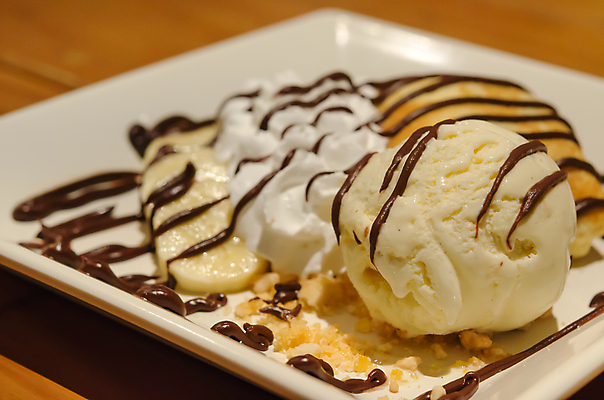 포토 JPG 해외이미지 무료이미지 접시 아이스크림 디저트 바나나 사람없음 초콜릿 달콤 토핑 팬케이크 바닐라 크레이프 해외202004 해외포토 식기 음식 과일 케이크 맛 파일형식