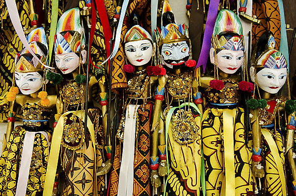 포토 JPG 해외이미지 전통 아시아 미술 동양인 사람없음 목재 숫자 발리 인도네시아 꼭두각시 해외202004 해외포토 나무 문자 나라 섬 재료 문화예술 인종 파일형식