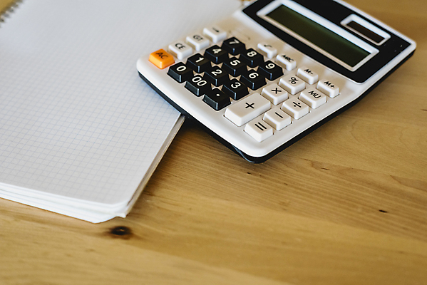 포토 JPG 해외이미지 무료이미지 사람없음 공책 계산기 해외202004 해외포토 문구용품 장비 파일형식 무료콘텐츠