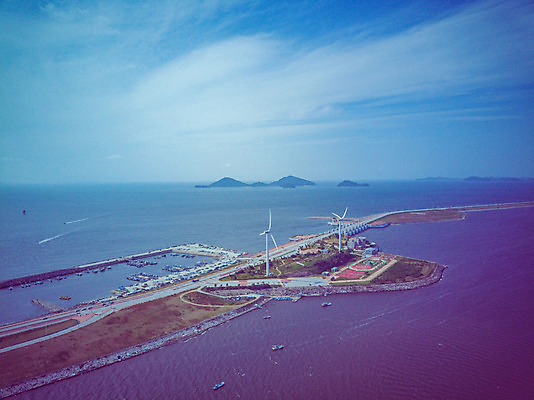 포토 JPG 주간 구름 여행 하늘 한국 풍경 사람없음 야외 하이앵글 가을 풍력에너지 항공촬영 국내여행 군산 부안 전경 새만금방조제 가력도 국내포토 자연요소 계절 아시아 뷰포인트 섬 그린에너지 전라북도 방조제 파일형식 탑뷰