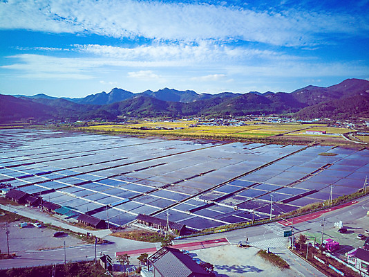 포토 JPG 주간 구름 여행 하늘 한국 풍경 사람없음 야외 하이앵글 가을 항공촬영 곰소염전 국내여행 전경 국내포토 자연요소 계절 아시아 뷰포인트 부안 염전 파일형식 탑뷰