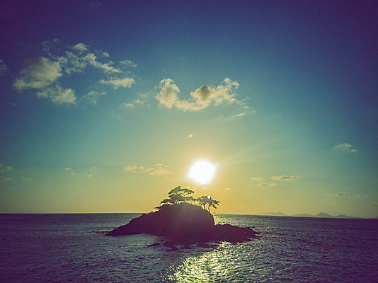 포토 JPG 주간 구름 바다 여행 하늘 한국 풍경 사람없음 야외 하이앵글 태양 가을 항공촬영 국내여행 솔섬 전경 국내포토 자연요소 계절 아시아 뷰포인트 섬 부안 파일형식 탑뷰