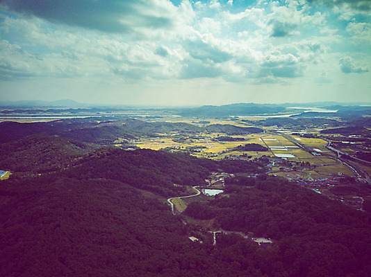 포토 JPG 주간 구름 여행 하늘 한국 풍경 사람없음 야외 하이앵글 가을 항공촬영 국내여행 부여 전경 가림산성 성흥산 국내포토 자연요소 계절 아시아 뷰포인트 산 충청남도 산성 파일형식 탑뷰