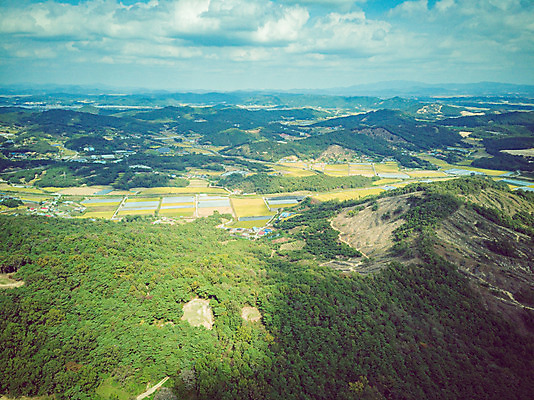 포토 JPG 주간 구름 여행 하늘 한국 풍경 사람없음 야외 하이앵글 가을 항공촬영 국내여행 부여 전경 가림산성 성흥산 국내포토 자연요소 계절 아시아 뷰포인트 산 충청남도 산성 파일형식 탑뷰