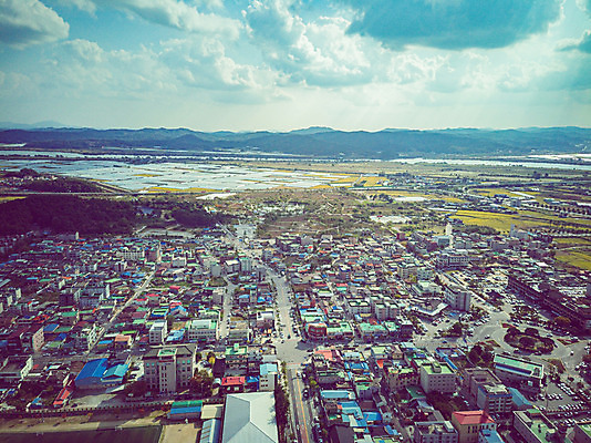 포토 JPG 주간 구름 여행 하늘 한국 풍경 사람없음 야외 하이앵글 가을 항공촬영 국내여행 부여 부여정림사지 전경 국내포토 자연요소 계절 아시아 뷰포인트 충청남도 파일형식 탑뷰