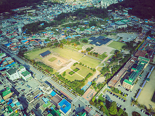 포토 JPG 주간 여행 한국 풍경 사람없음 야외 하이앵글 가을 항공촬영 국내여행 부여 부여정림사지 전경 국내포토 자연요소 계절 아시아 뷰포인트 충청남도 파일형식 탑뷰