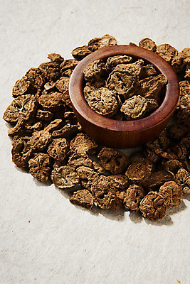 포토 JPG 스튜디오촬영 채소 식재료 실내 건강 사람없음 오브젝트 한지배경 우엉 볶은우엉 국내포토 백그라운드 내부 파일형식