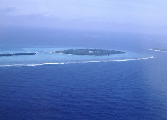 포토 주간 해외풍경 해외 아시아 바다 외국문화 섬 풍경 사람없음 야외 관광지 세계 휴양지 서아시아 몰디브 서남아시아 항공촬영 국내포토 자연요소 나라 문화 뷰포인트 여행 장소 파일형식