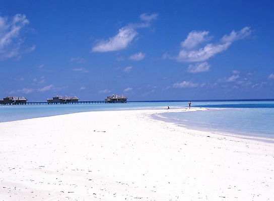 포토 주간 구름 해외풍경 해외 아시아 바다 외국문화 하늘 리조트 휴가 휴식 풍경 해변 사람없음 야외 건물 관광지 모래사장 세계 휴양지 방갈로 서아시아 몰디브 서남아시아 국내포토 자연요소 건축물 나라 문화 여행 컨셉 숙소 장소 파일형식