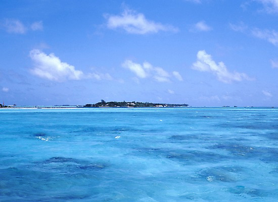 포토 주간 구름 해외풍경 해외 아시아 바다 외국문화 섬 하늘 풍경 사람없음 야외 관광지 세계 휴양지 서아시아 몰디브 서남아시아 쿠다반도스섬 국내포토 자연요소 나라 문화 여행 장소 파일형식